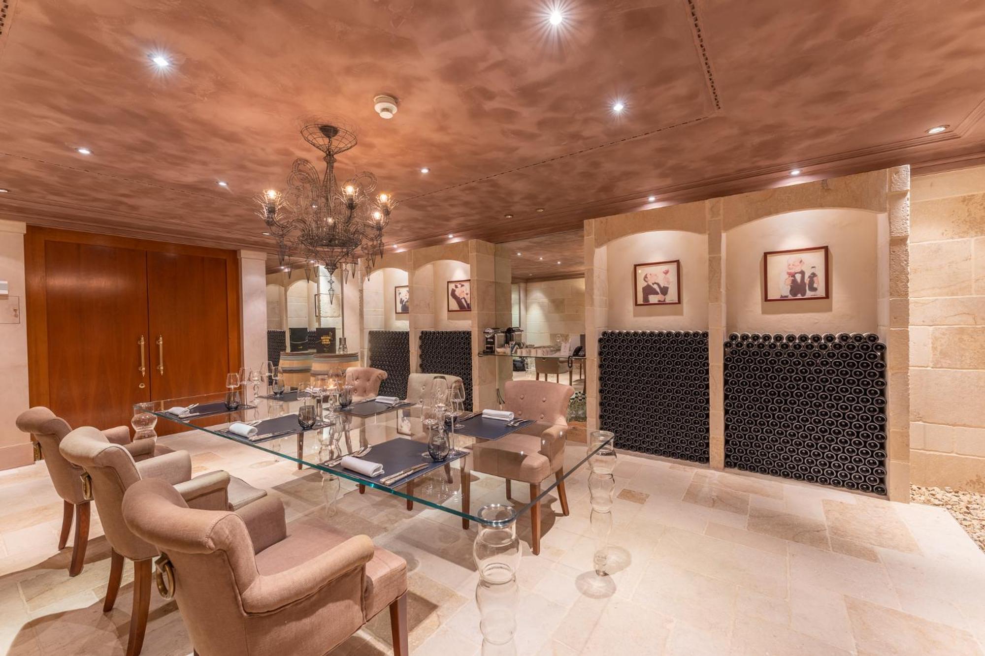 Beau Rivage Hotel Neuchâtel Dış mekan fotoğraf Wine tasting room